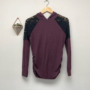 🌷5/$20🌷 Kismet Long Sleeve Hooded Top